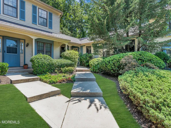 89 Deptford Court, Aberdeen, NJ 07747