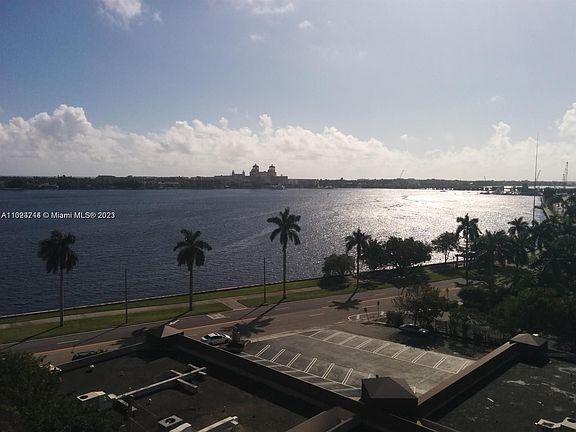4th image of 1801 N Flagler Dr #912