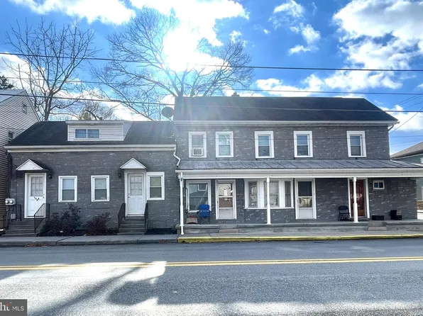 126 E Main St, Fredericksburg, PA 17026