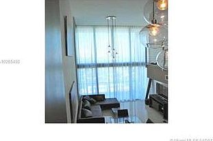 1st image of 601 NE 36th St APT 3305