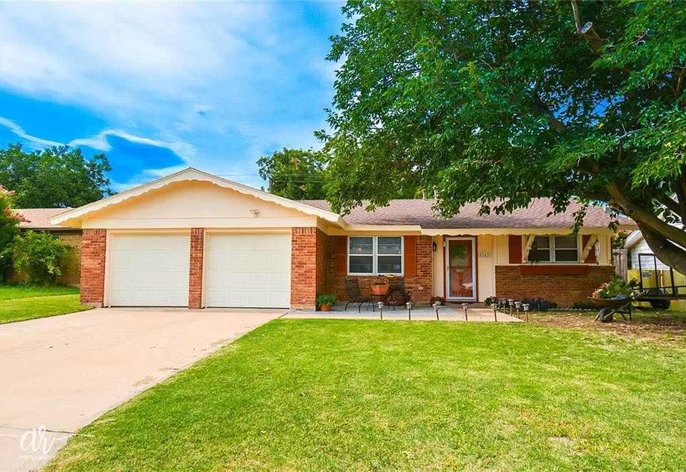 1st image of 5242 Burbank Dr