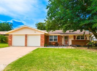 5242 Burbank Dr, Abilene, TX 79605