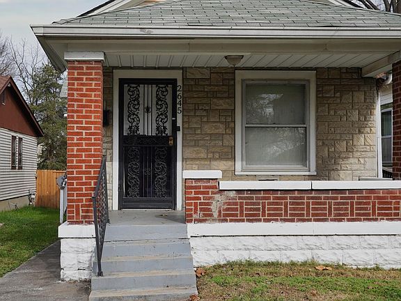 5th image of 2645 Grand Ave