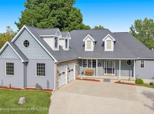 5106 N Gunnell Rd, Dimondale, MI 48821