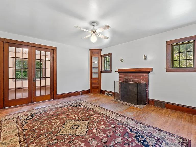 15 Sherburne Rd — Photo 17