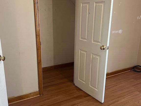 2nd image of 15 Winthrop St #1