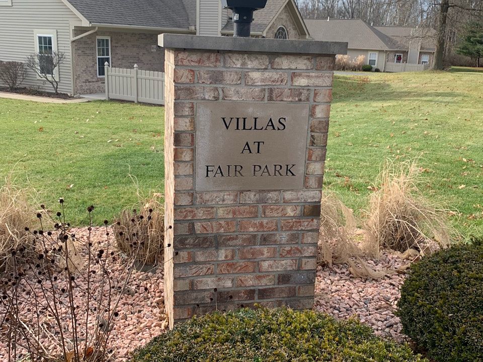 1st image of 41 Parkside Cir Unit 2