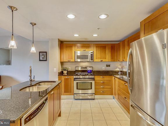 5th image of 2451 Midtown #416