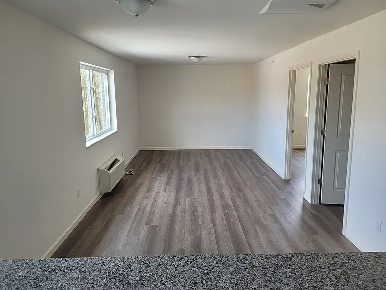 Hampshire Estates Apartments and Self Storage — Photo 23