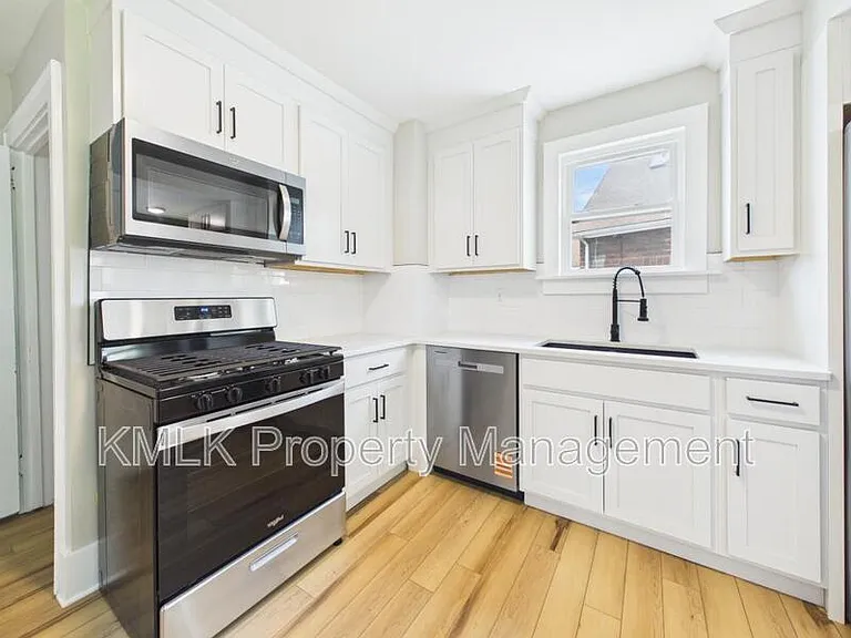 2899 Northland St — Photo 15