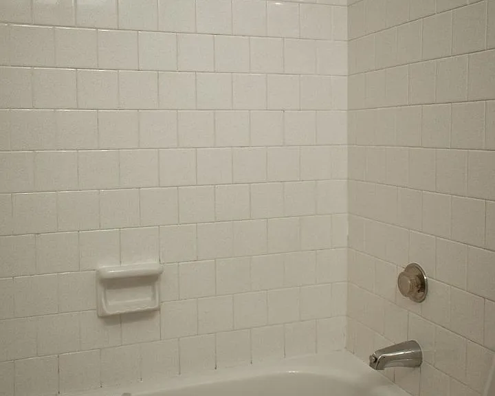Casa Grande Apartments — Photo 15