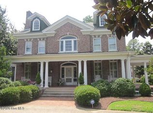 1105 Nash St NW, Wilson, NC 27893