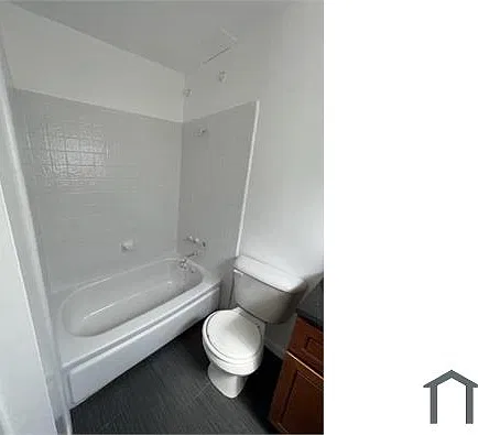 1 bed, 600 sqft, $2,100 — Photo 2