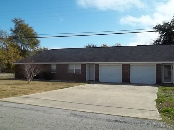 2nd image of 1401 Avenue L
