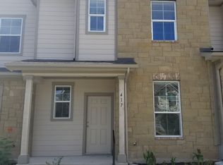 417 Crater Lake Dr, Pflugerville, TX 78660
