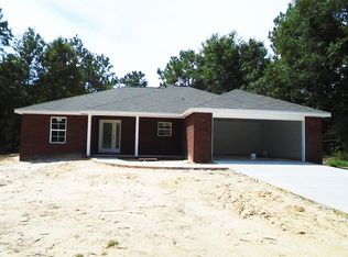 8 Coy Burgess Loop, Defuniak Springs, FL 32433