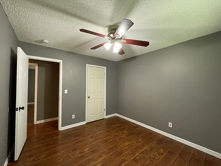 2424 S Dollison Ave — Photo 13