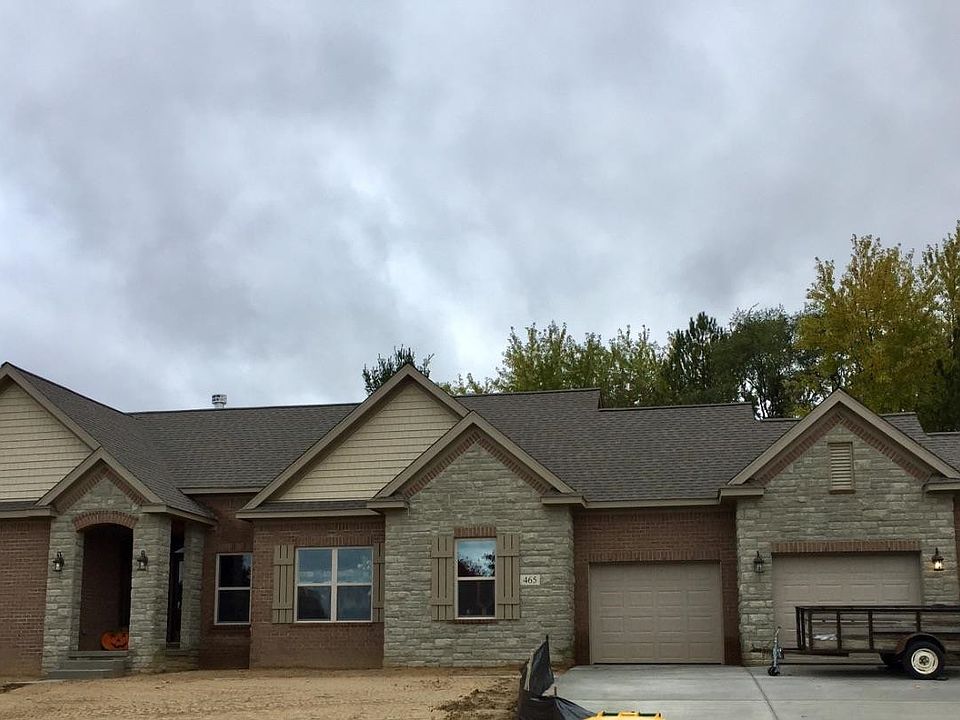 1st image of 465 Amherst Cir #27