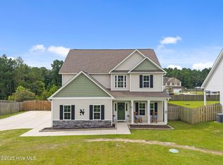 122 Gillcrest Ln, Hubert, NC 28539