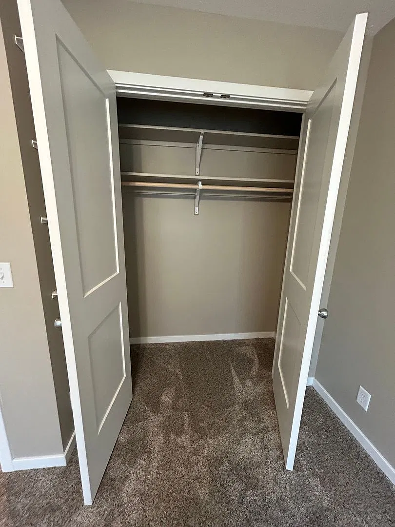 Papillion 3 Bedroom Townhome! — Photo 4