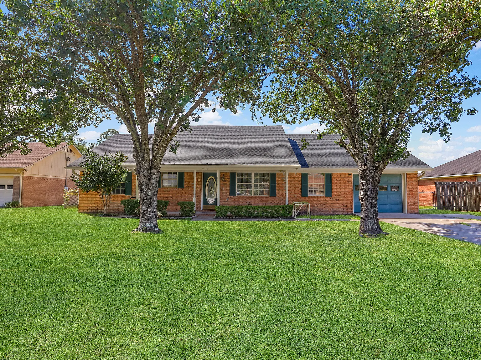3 bed, 1647 sqft, $1,950 — Photo 1