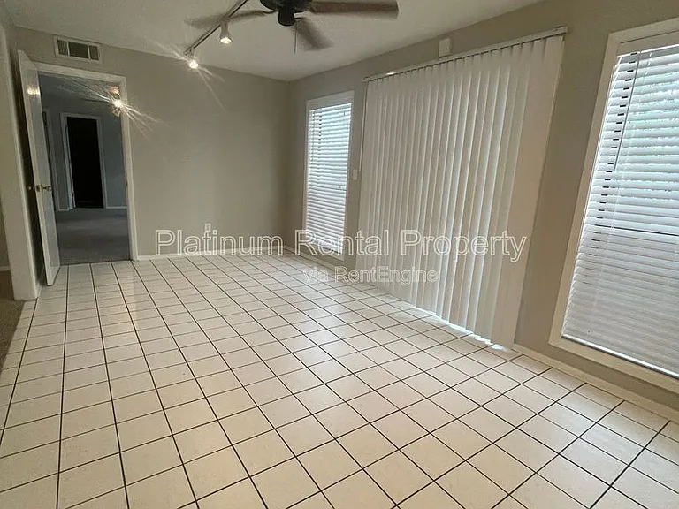 402 Wynnes Ridge Cir SE — Photo 18