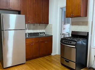 32-26 41st St #4A, Astoria, NY 11103