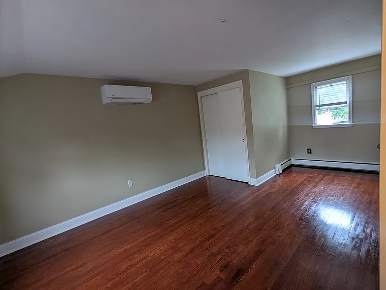 53 Odaniel Ave — Photo 22