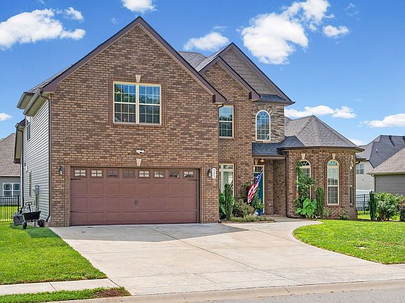 5th image of 525 Bowden Dr