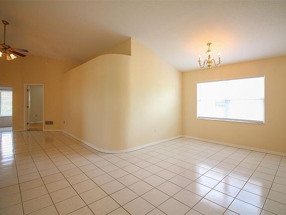 4th image of 2154 Sunstone Dr