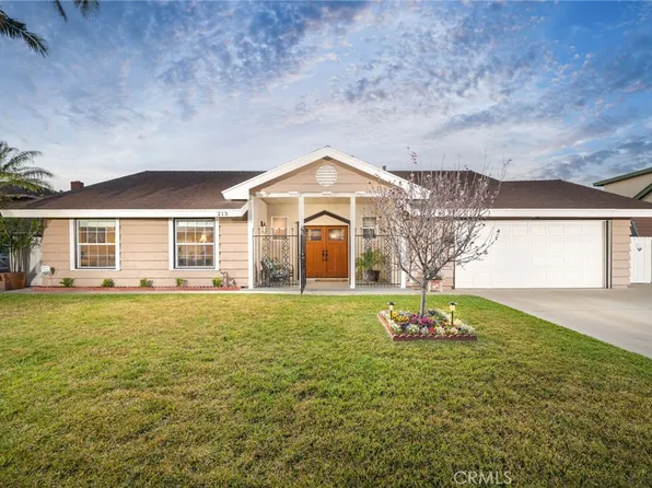 213 E Kirkwall Rd, Glendora, CA 91740