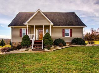 2431 Everett Rd, Forest, VA 24551