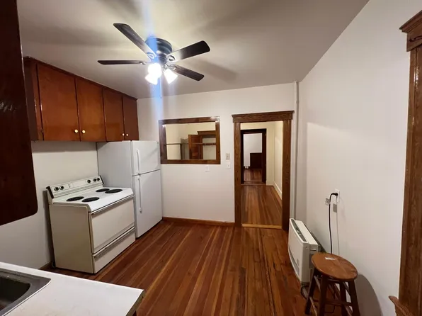 7 Whitcomb St #1, Webster, MA 01570