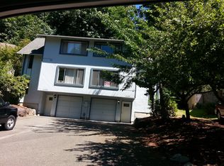 21239 Pioneer Way, Edmonds, WA 98026