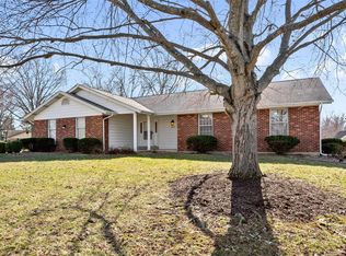 4605 Briargate Dr, Saint Charles, MO 63304
