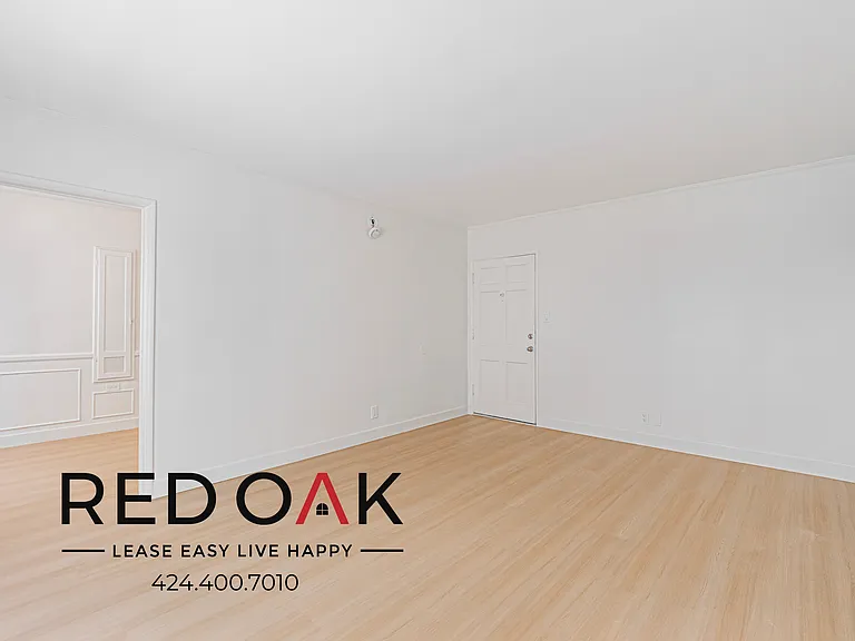 1030 Menlo Ave #7 — Photo 5