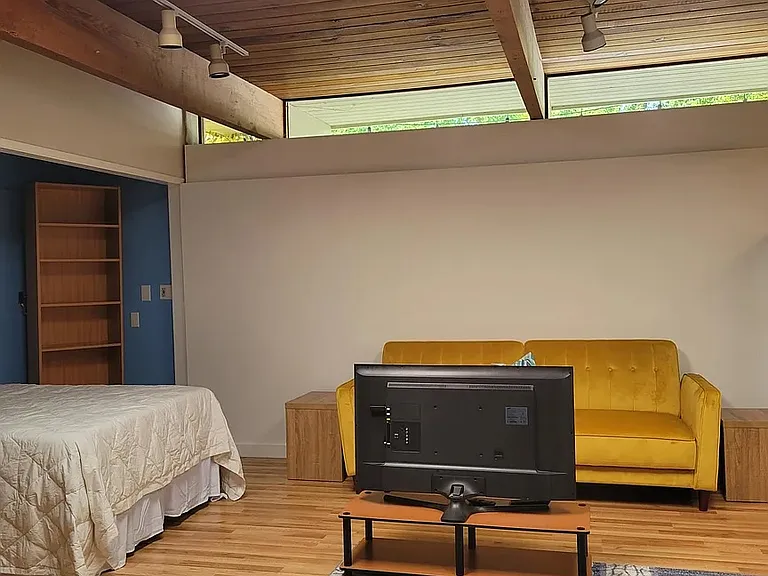1962 Adele Pl — Photo 3