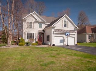 24 Fawncrest Blvd, New Hartford, NY 13413