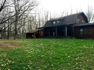 2154 Magog Rd, Palmyra, NY 14522