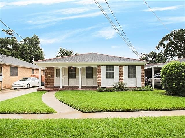 1st image of 141 Barry Ave