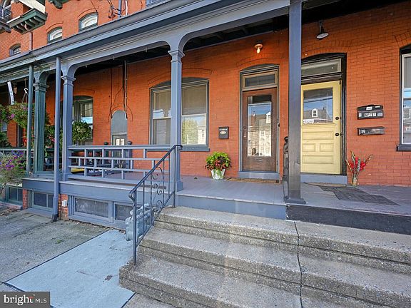 2nd image of 16 W Liberty St