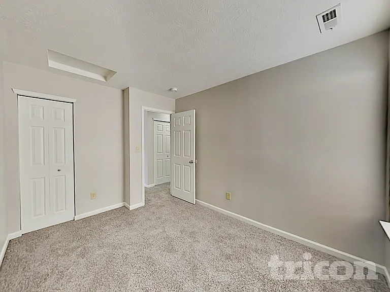 121 Hilltop Farms Blvd — Photo 10