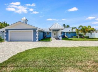 1120 Bimini Ln, Riviera Beach, FL 33404