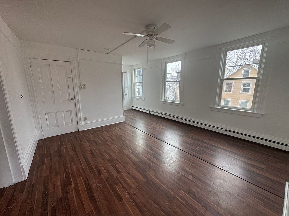 1st image of 26 Farrington St APT 2