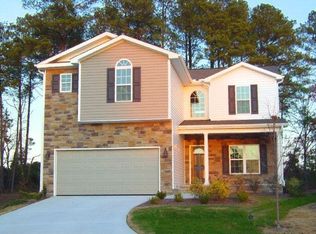 106 Lightwater Ct, Aberdeen, NC 28315
