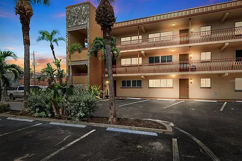 10265 Gulf Blvd #A-301 Photo 1