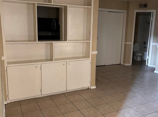 9520 Royal Ln APT 104, Dallas, TX