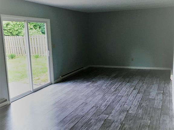 Family Room/Dining Area