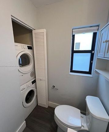 5th image of 2999 Bridgeport Ave #2999