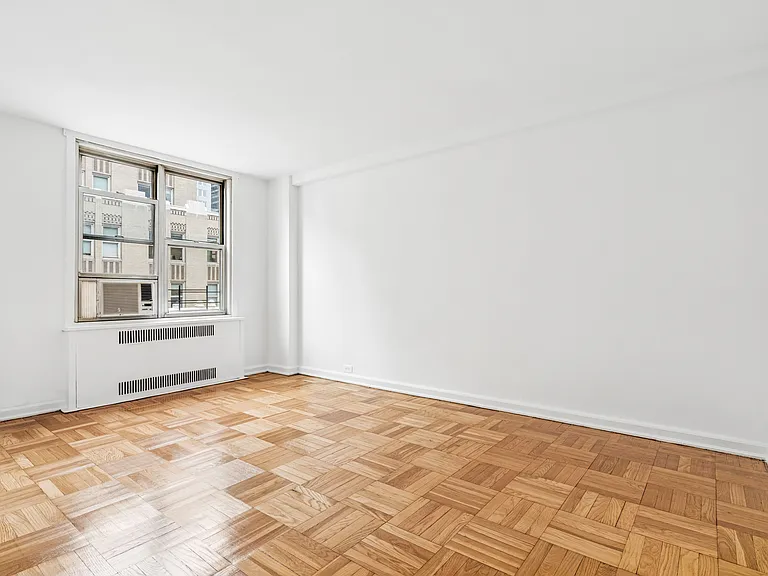 220 Madison Ave #14K — Photo 10